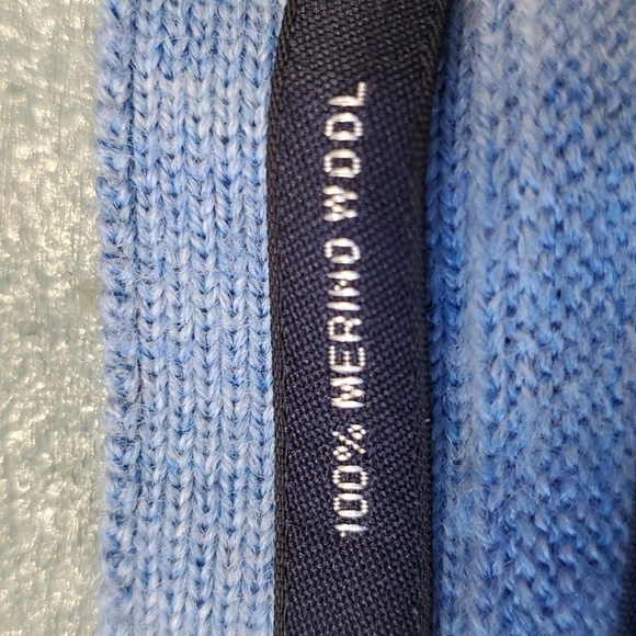 Lands End, beautiful shade of blue grannycore cardigan sweater large. - Picture 7 of 8